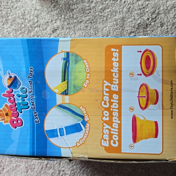 Toy Life collapsible sand buckets, new in box - Picture 4 of 4